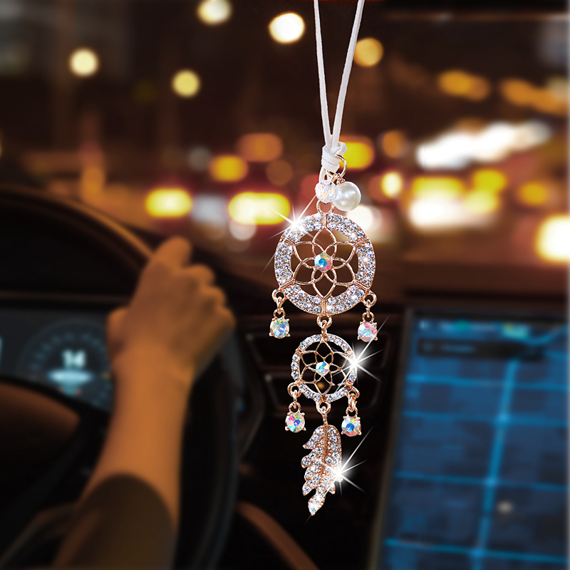 Interior Design Texture - Liontin Mobil Bentuk Bunga Berhias Berlian,